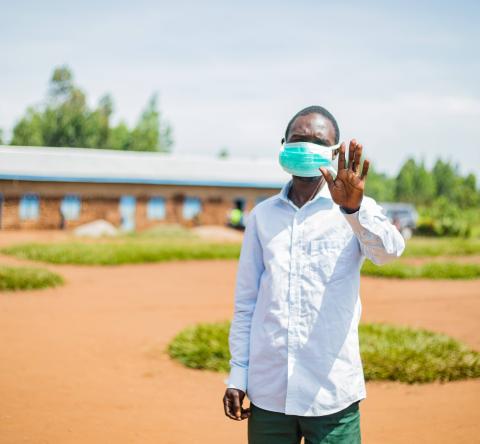 Donate Now: Help communities stop Ebola spreading